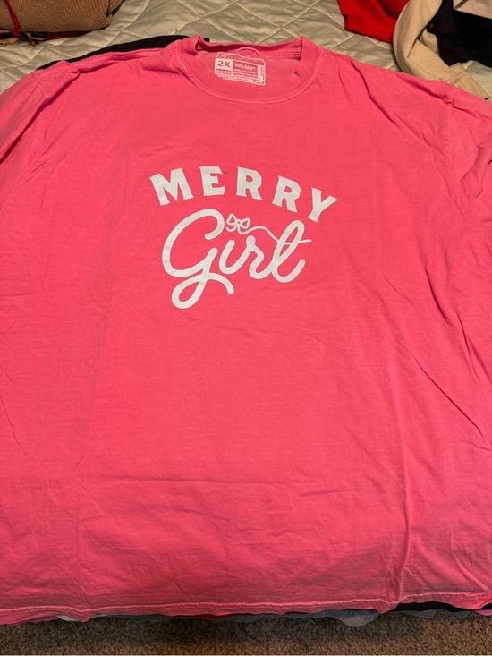 The Midwest Girl Tops - Merry Girl Pink Graphic Tee